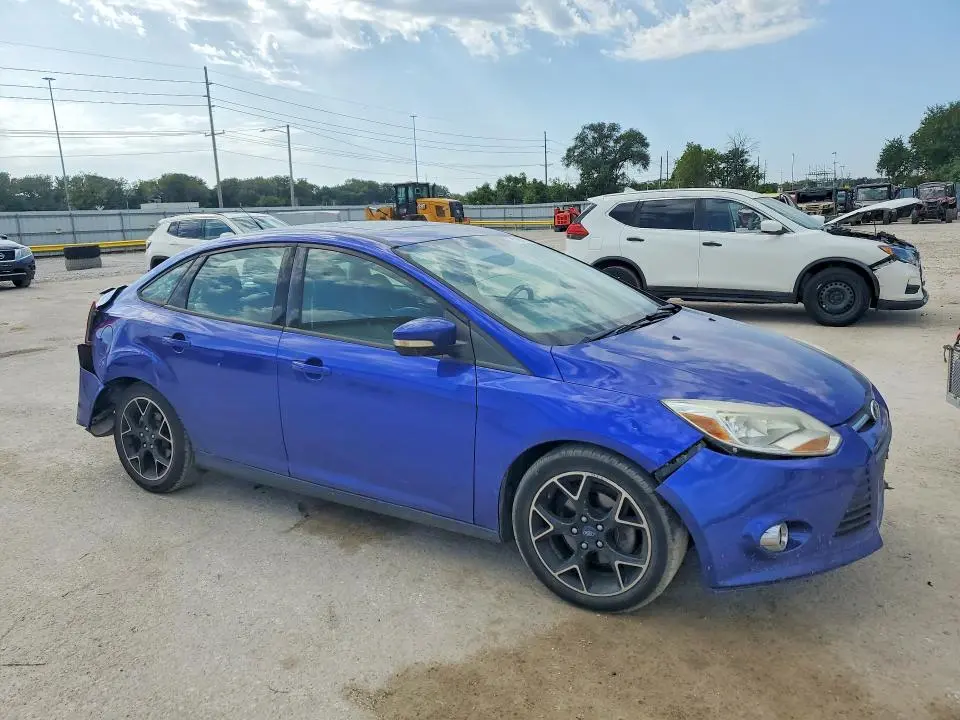 2013 FORD FOCUS SE  