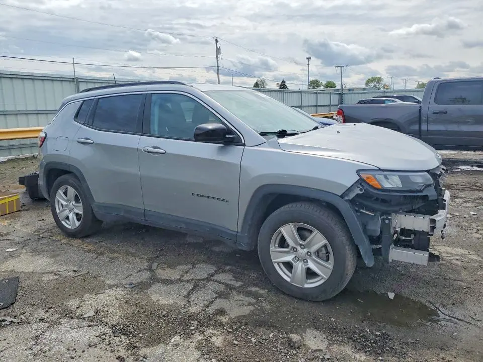 2022 JEEP COMPASS LATITUDE  