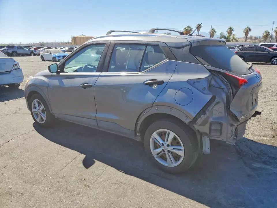 2018 NISSAN KICKS S  