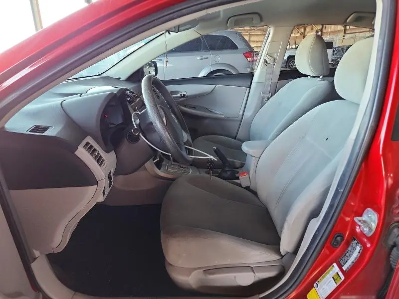 2011 TOYOTA COROLLA LE  