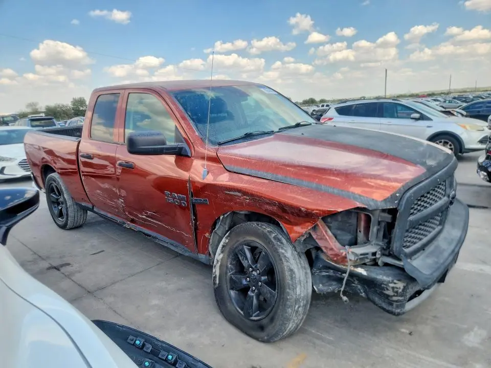 2013 RAM 1500 SLT  