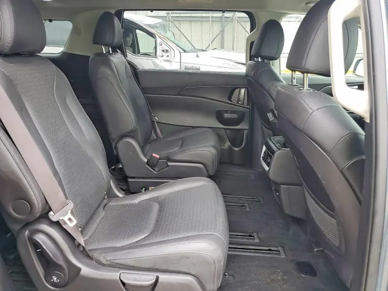 2025 KIA CARNIVAL SX PRESTIGE  
