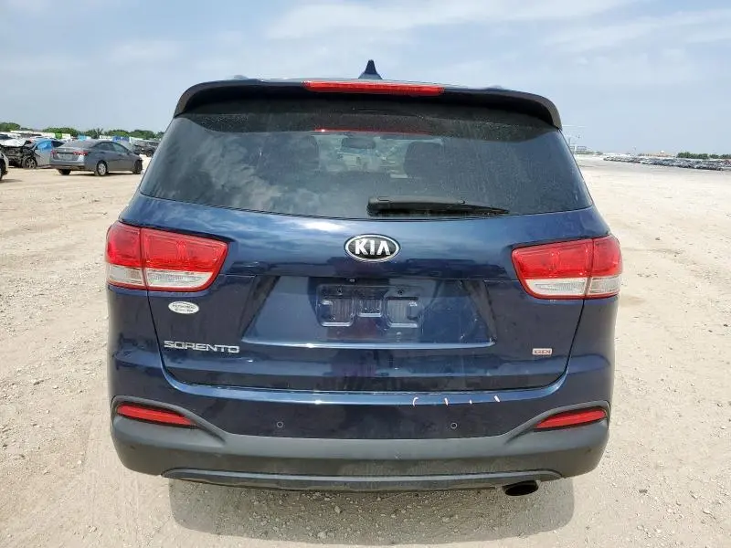 2016 KIA SORENTO LX  