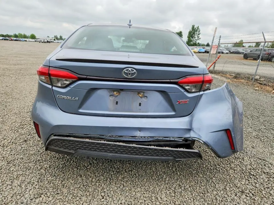 2020 TOYOTA COROLLA XSE  