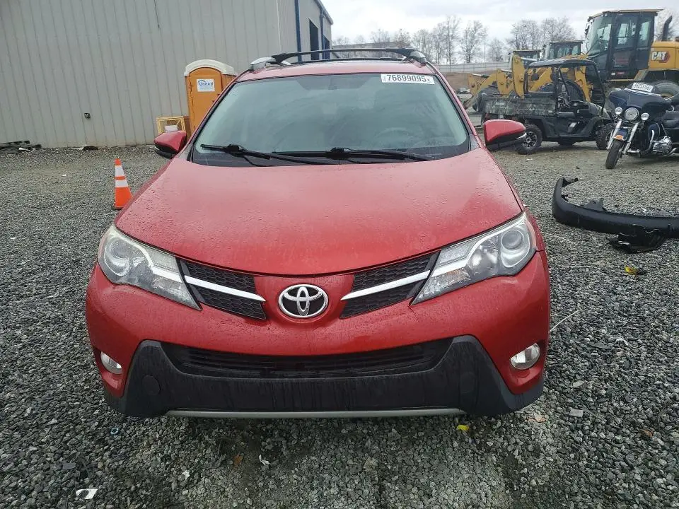 2015 TOYOTA RAV4 XLE  