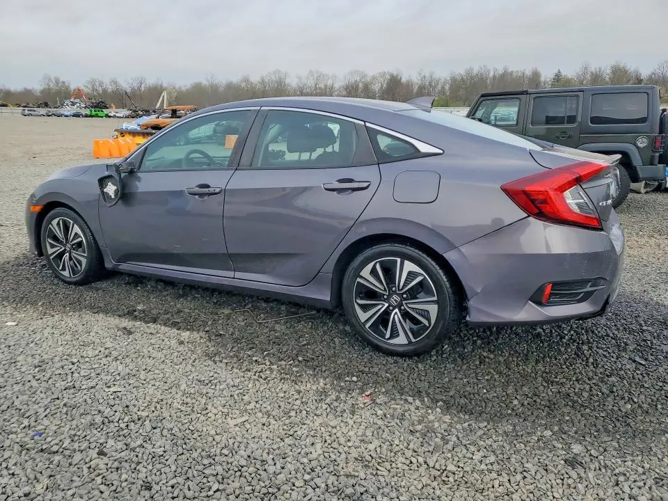 2017 HONDA CIVIC EX  