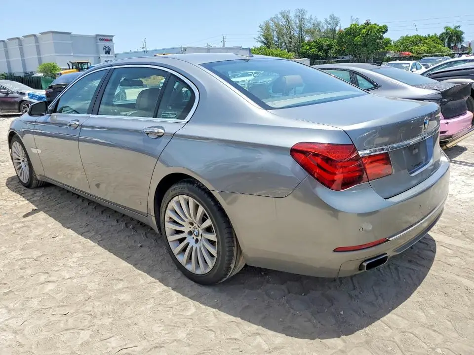 2013 BMW 750 LI  