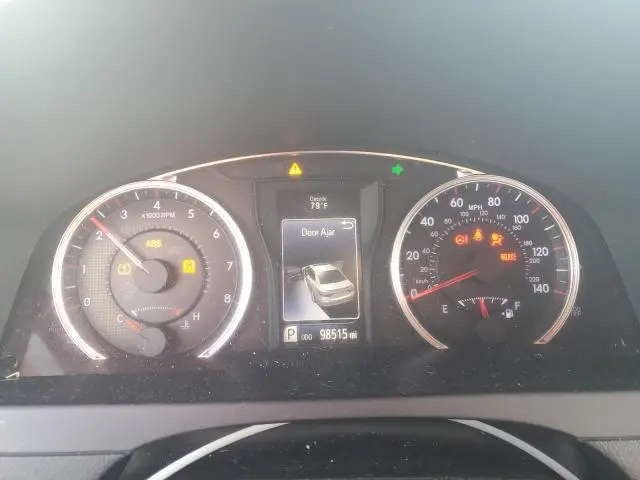 2016 TOYOTA CAMRY LE  