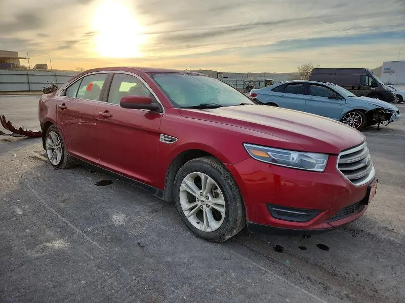 2017 FORD TAURUS SEL  