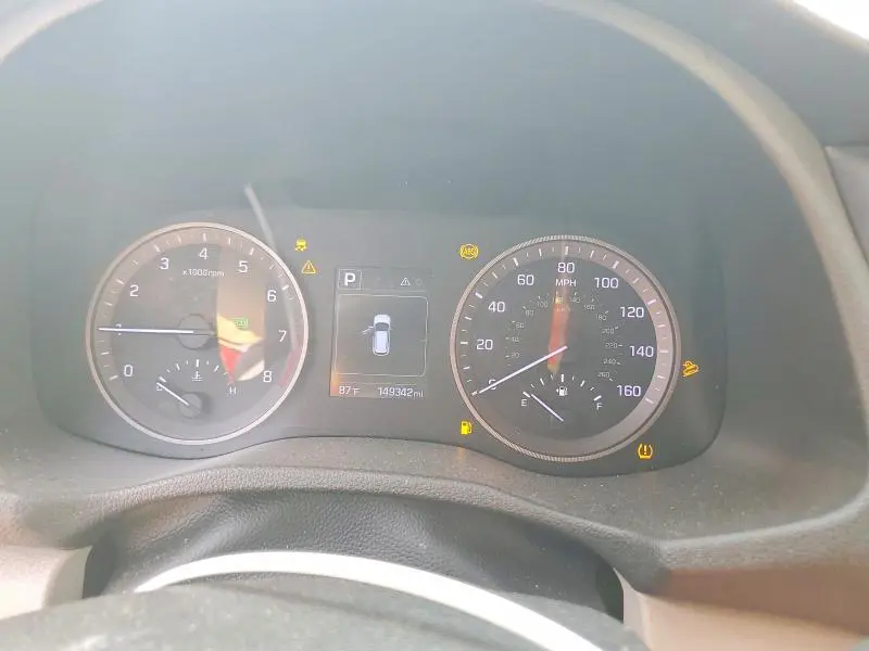 2016 HYUNDAI TUCSON SE  