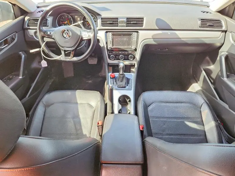 2019 VOLKSWAGEN PASSAT WOLFSBURG  
