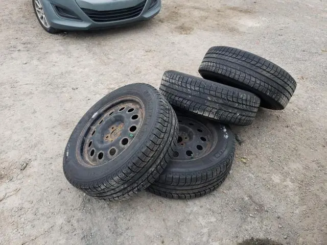 2010 HYUNDAI SANTA FE GLS  