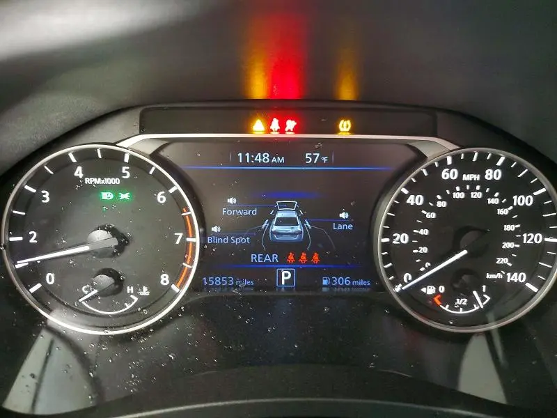 2024 NISSAN ALTIMA SR  