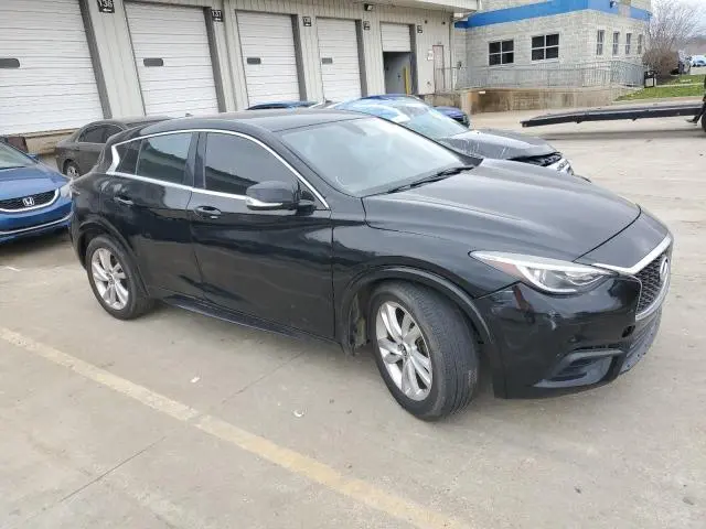 2018 INFINITI QX30 BASE  