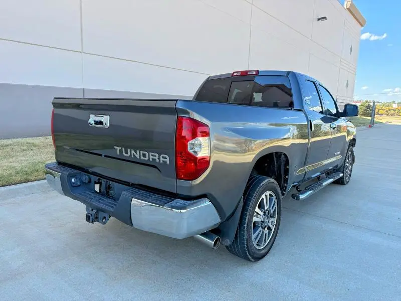 2014 TOYOTA TUNDRA SR5  