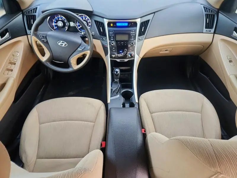 2012 HYUNDAI SONATA GLS  