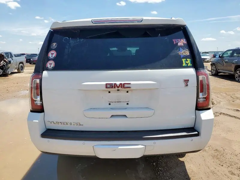 2017 GMC YUKON XL C1500 SLT  