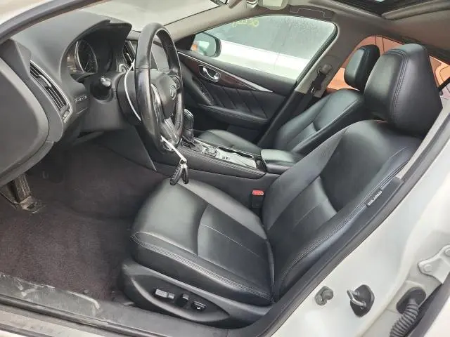 2018 INFINITI Q50 LUXE  