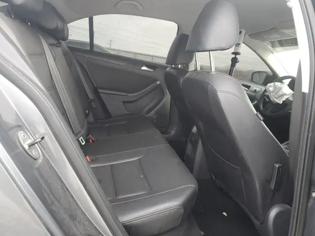 2014 VOLKSWAGEN JETTA SE  