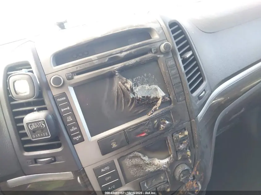 2011 HYUNDAI SANTA FE LIMITED V6