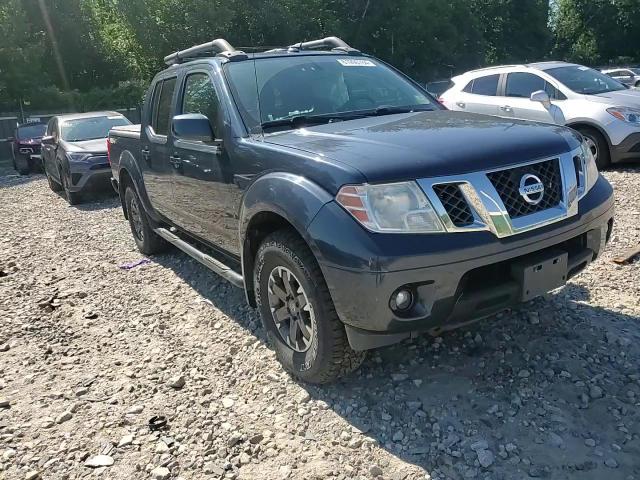 2015 NISSAN FRONTIER S