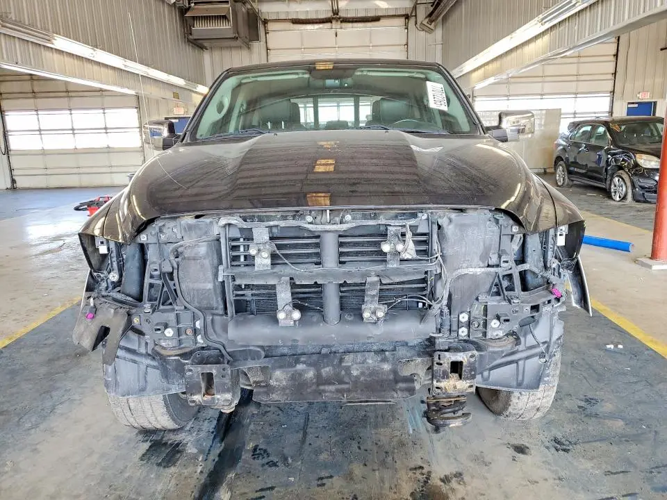 2016 RAM 1500 LARAMIE  