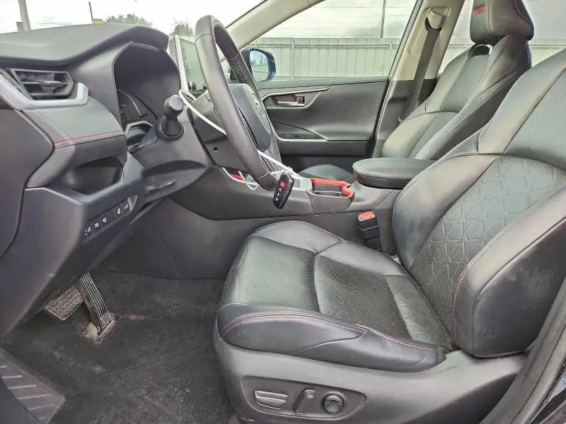 2020 TOYOTA RAV4 ADVENTURE  