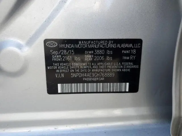 2016 HYUNDAI ELANTRA SE  