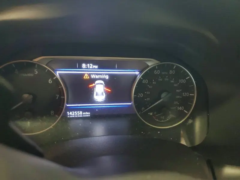 2021 NISSAN ALTIMA SR  