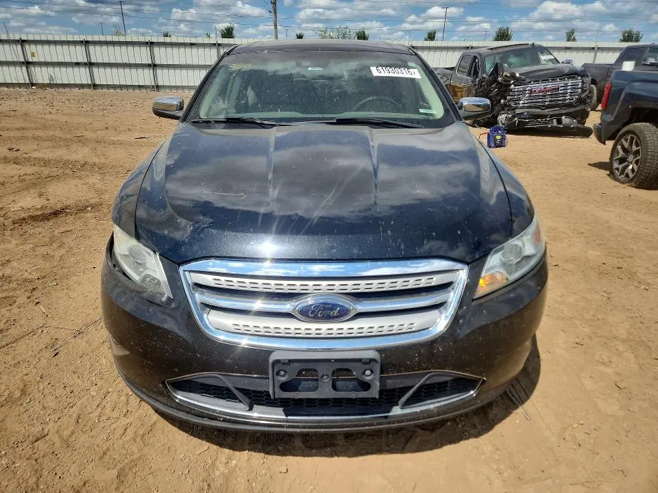 2010 FORD TAURUS LIMITED  