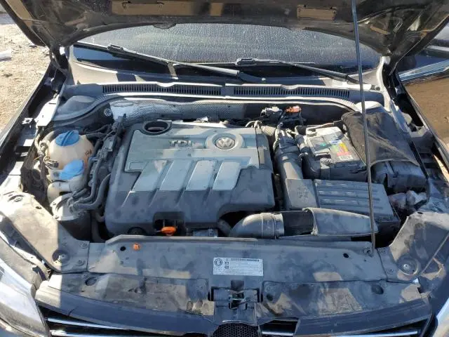 2011 VOLKSWAGEN JETTA TDI  