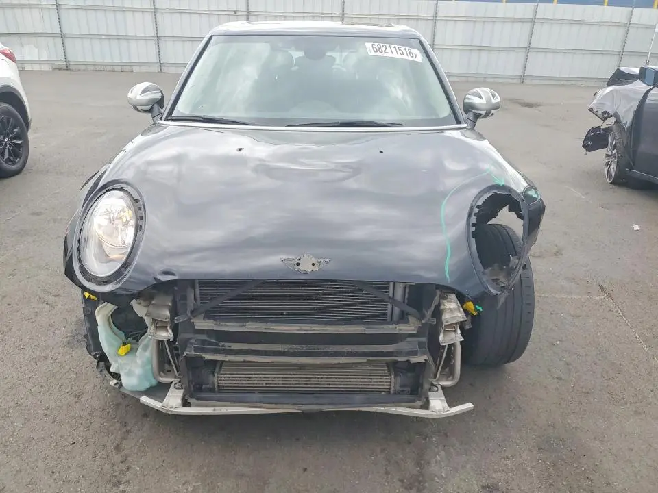 2016 MINI COOPER CLUBMAN  