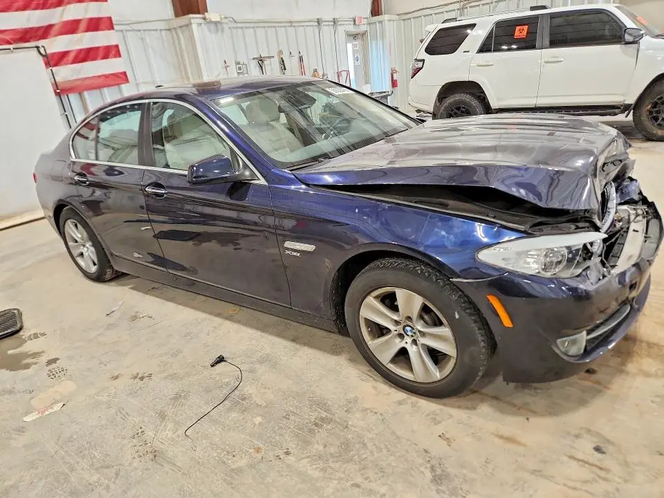 2012 BMW 528 XI  