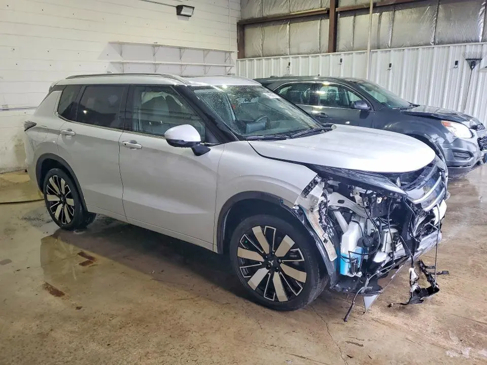 2025 MITSUBISHI OUTLANDER SEL  