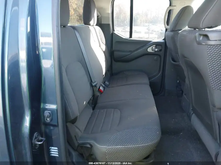 2013 NISSAN FRONTIER PRO-4X