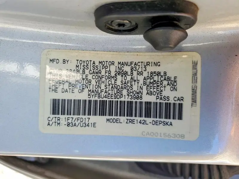 2013 TOYOTA COROLLA BASE  