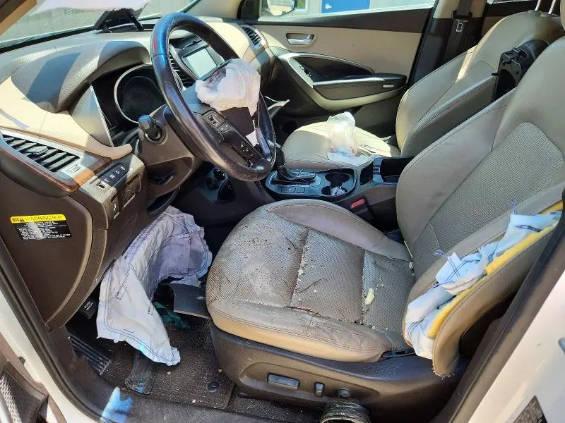 2017 HYUNDAI SANTA FE SE  