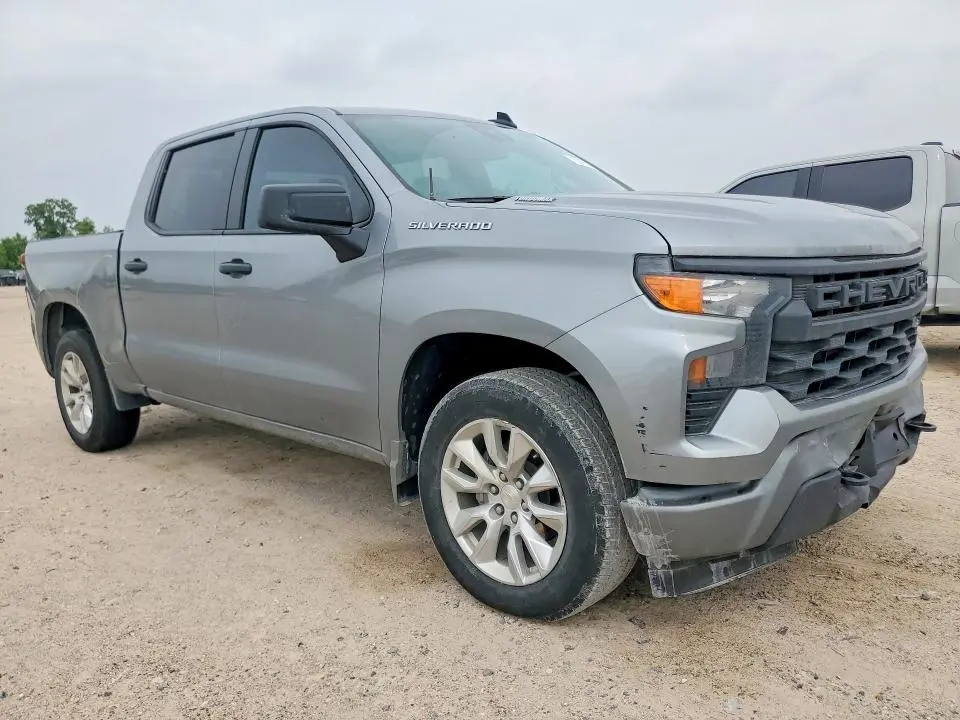 2025 CHEVROLET SILVERADO   