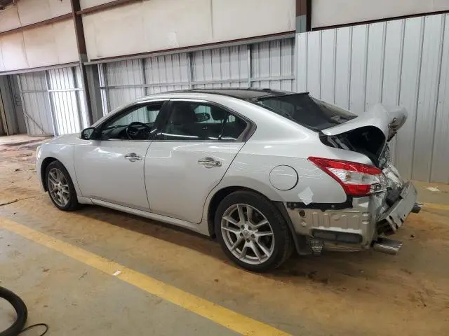 2010 NISSAN MAXIMA S  