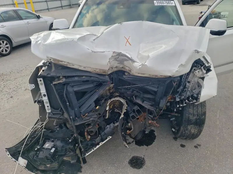 2017 CADILLAC ESCALADE LUXURY  