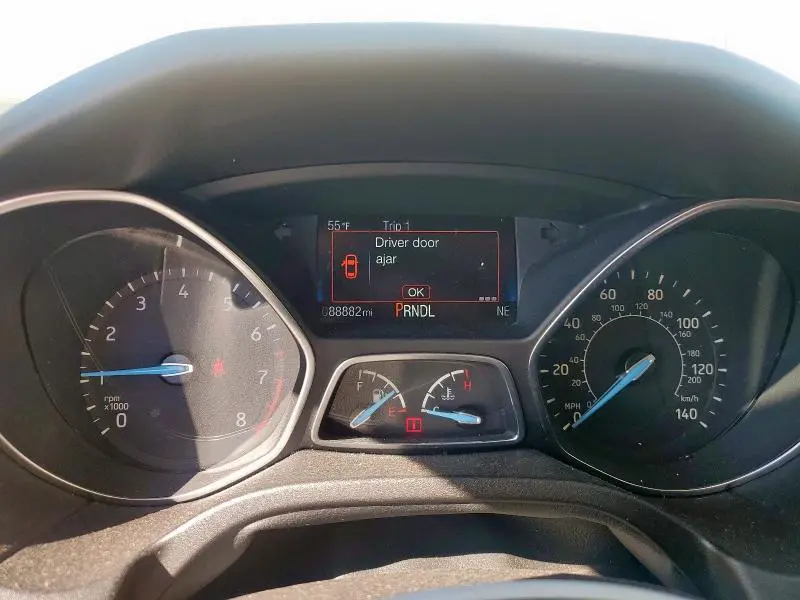 2015 FORD FOCUS SE  