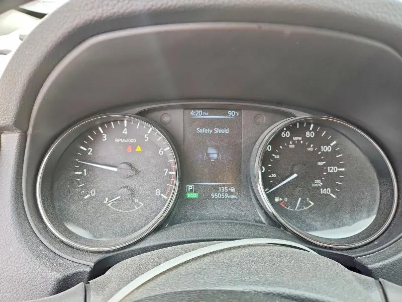 2017 NISSAN ROGUE SV  