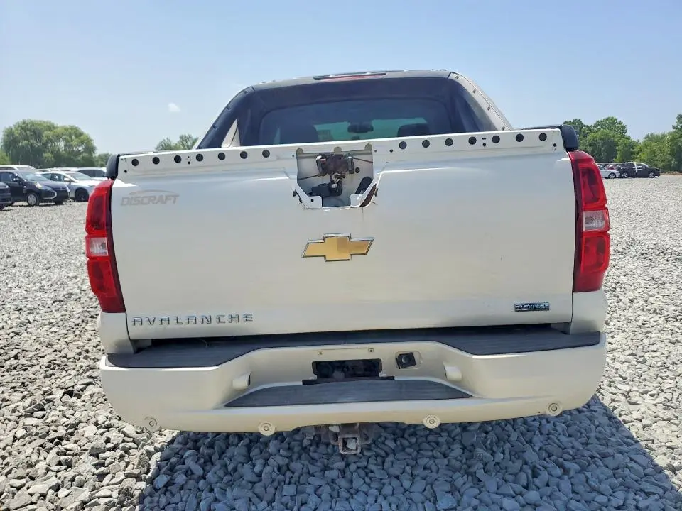 2010 CHEVROLET AVALANCHE LTZ  