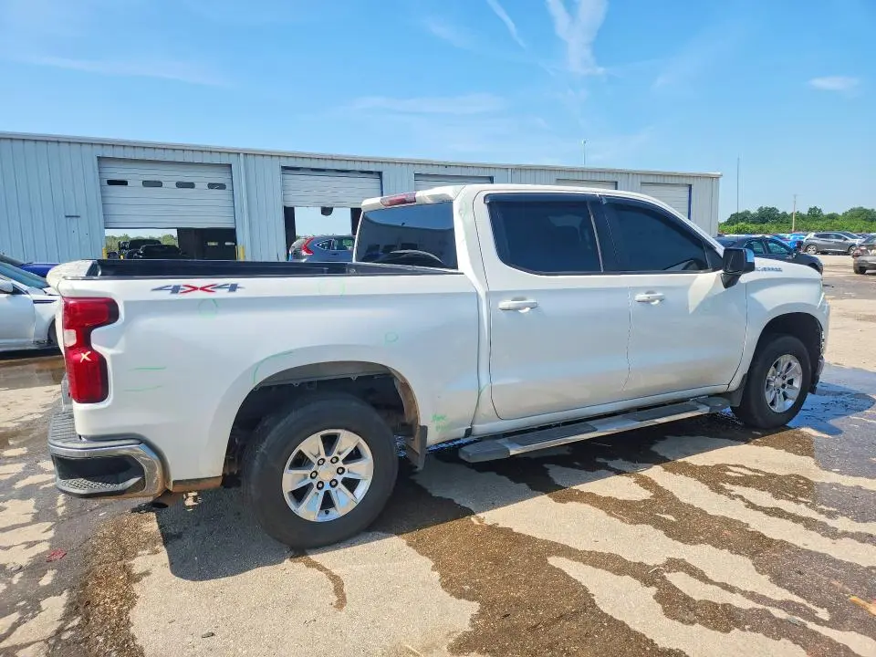 2020 CHEVROLET SILVERADO K1500 LT  