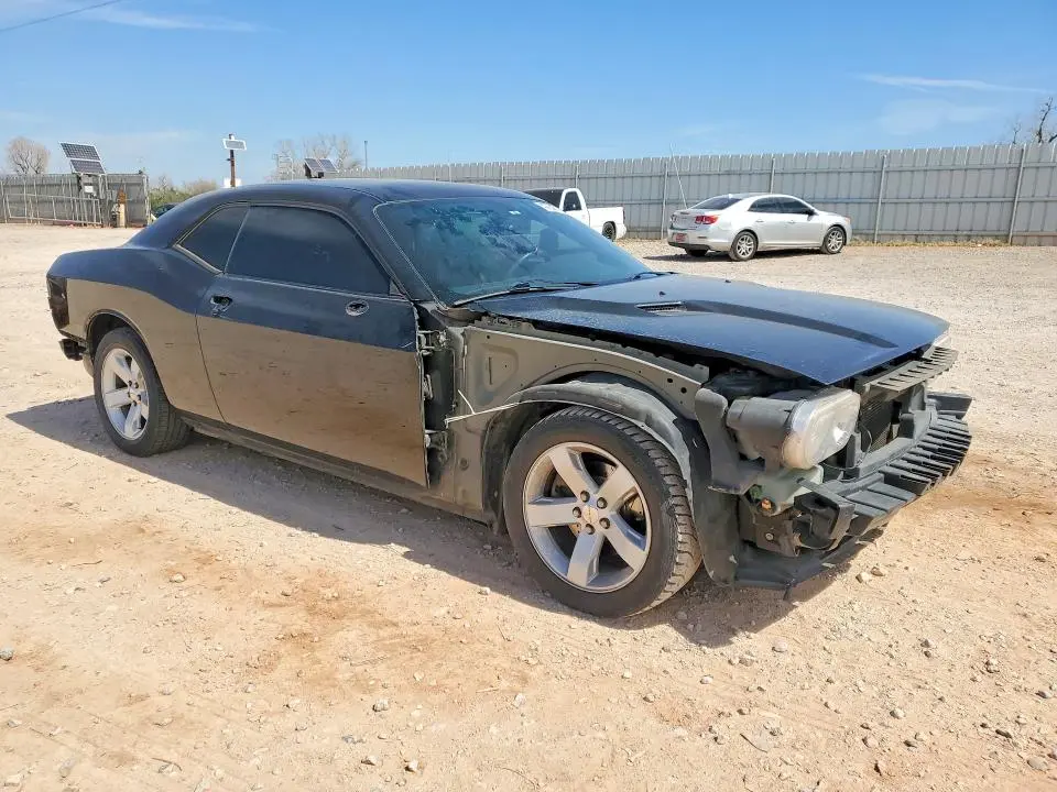 2014 DODGE CHALLENGER SXT  