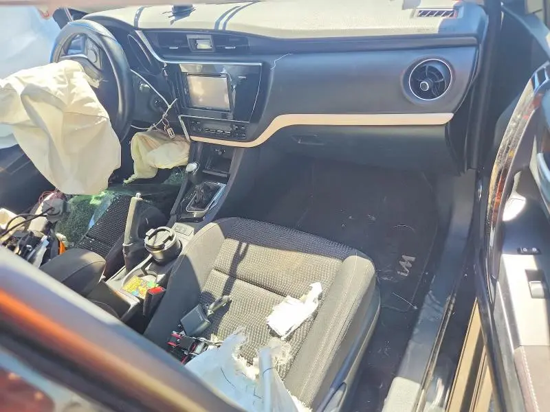 2017 TOYOTA COROLLA IM BASE  