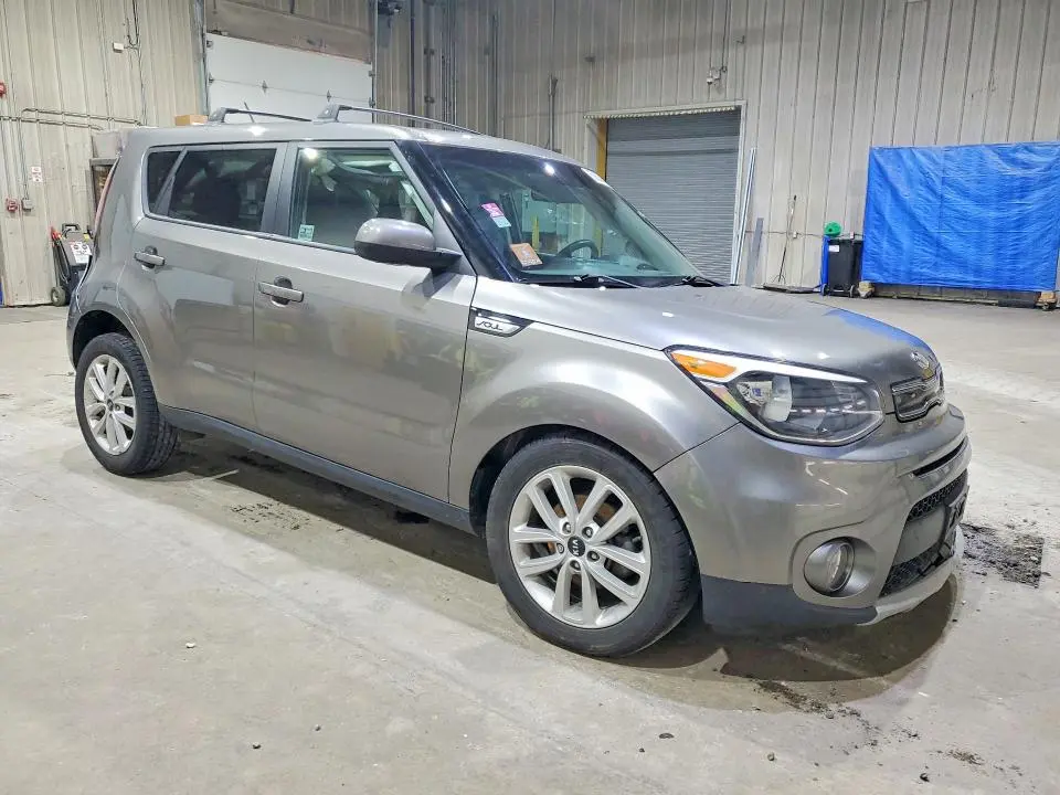 2019 KIA SOUL +  
