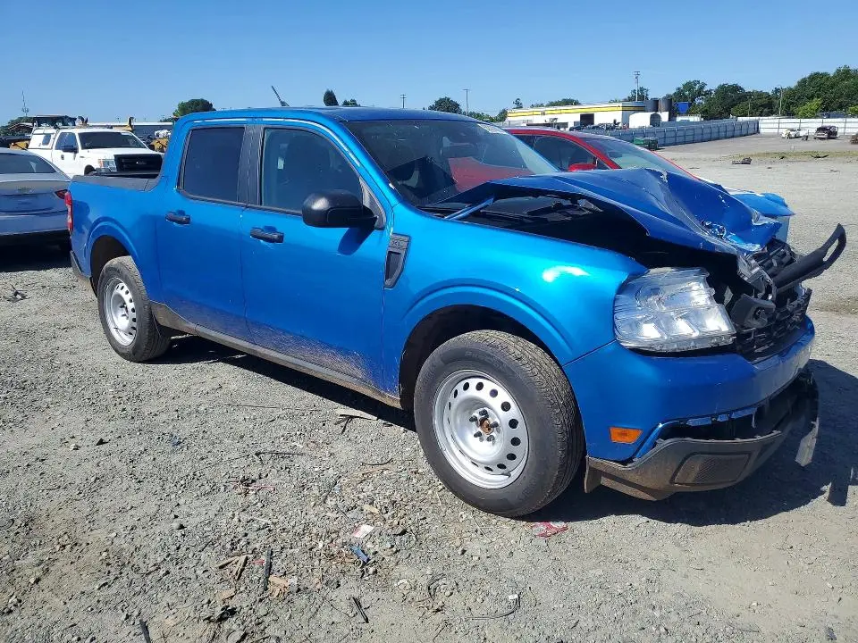 2022 FORD MAVERICK XL  