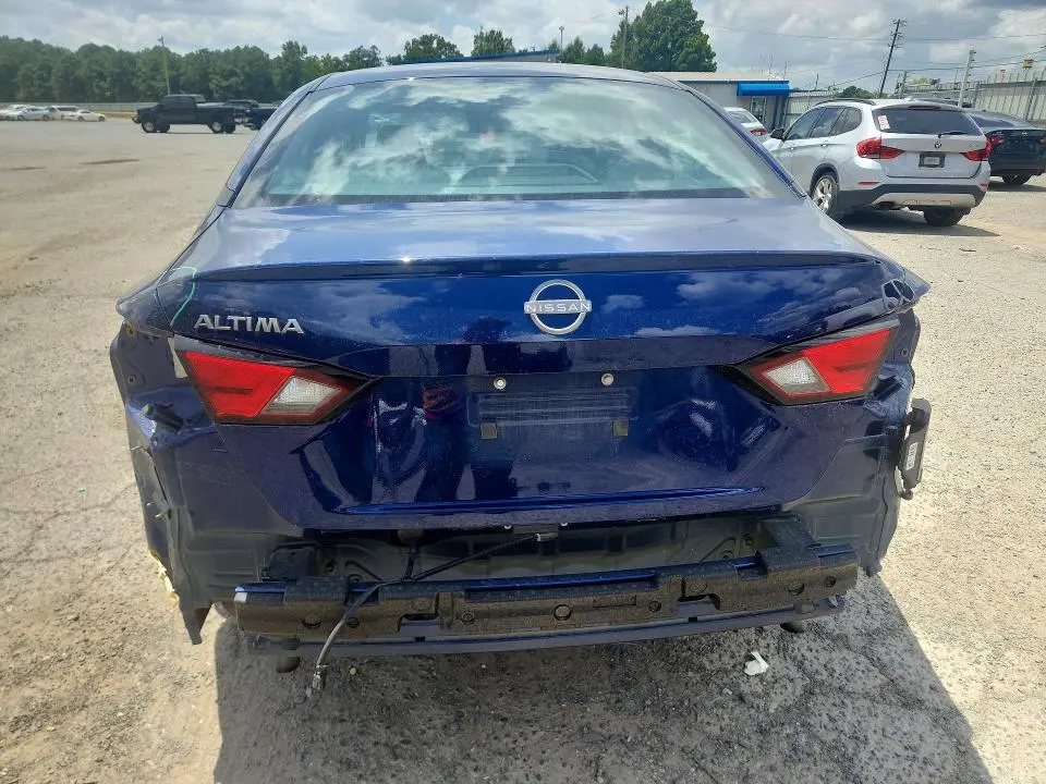 2024 NISSAN ALTIMA S  
