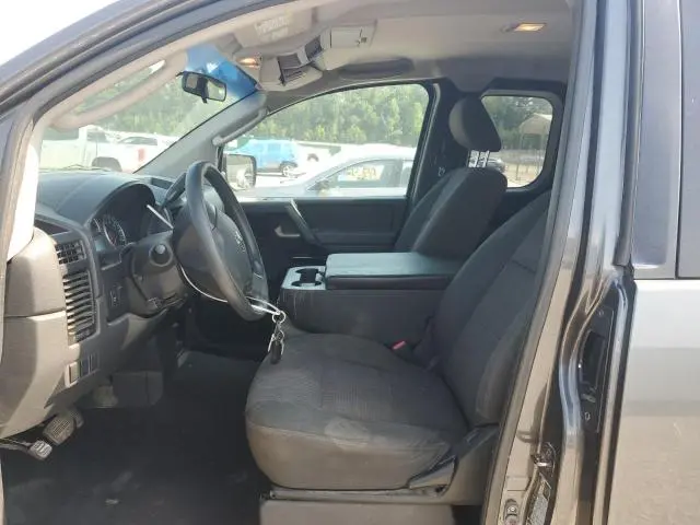 2010 NISSAN TITAN XE  